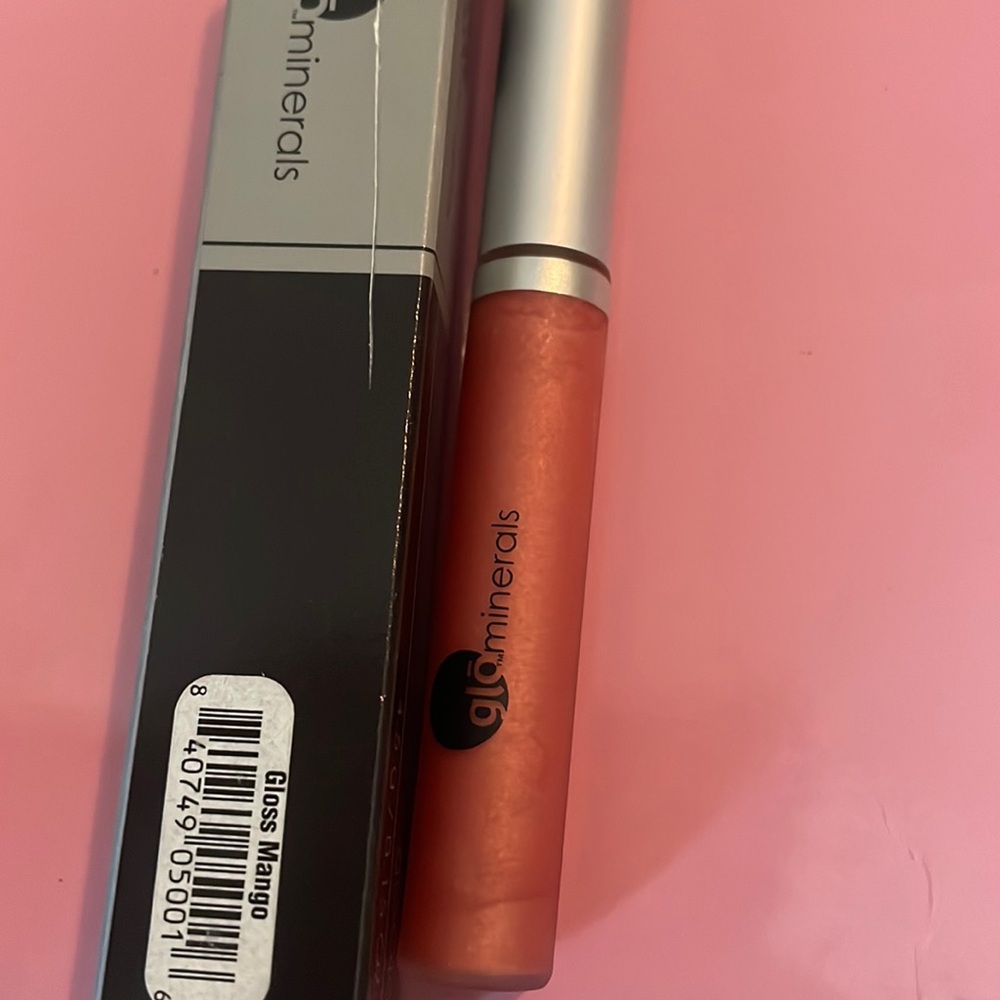 Glo minerals lip gloss